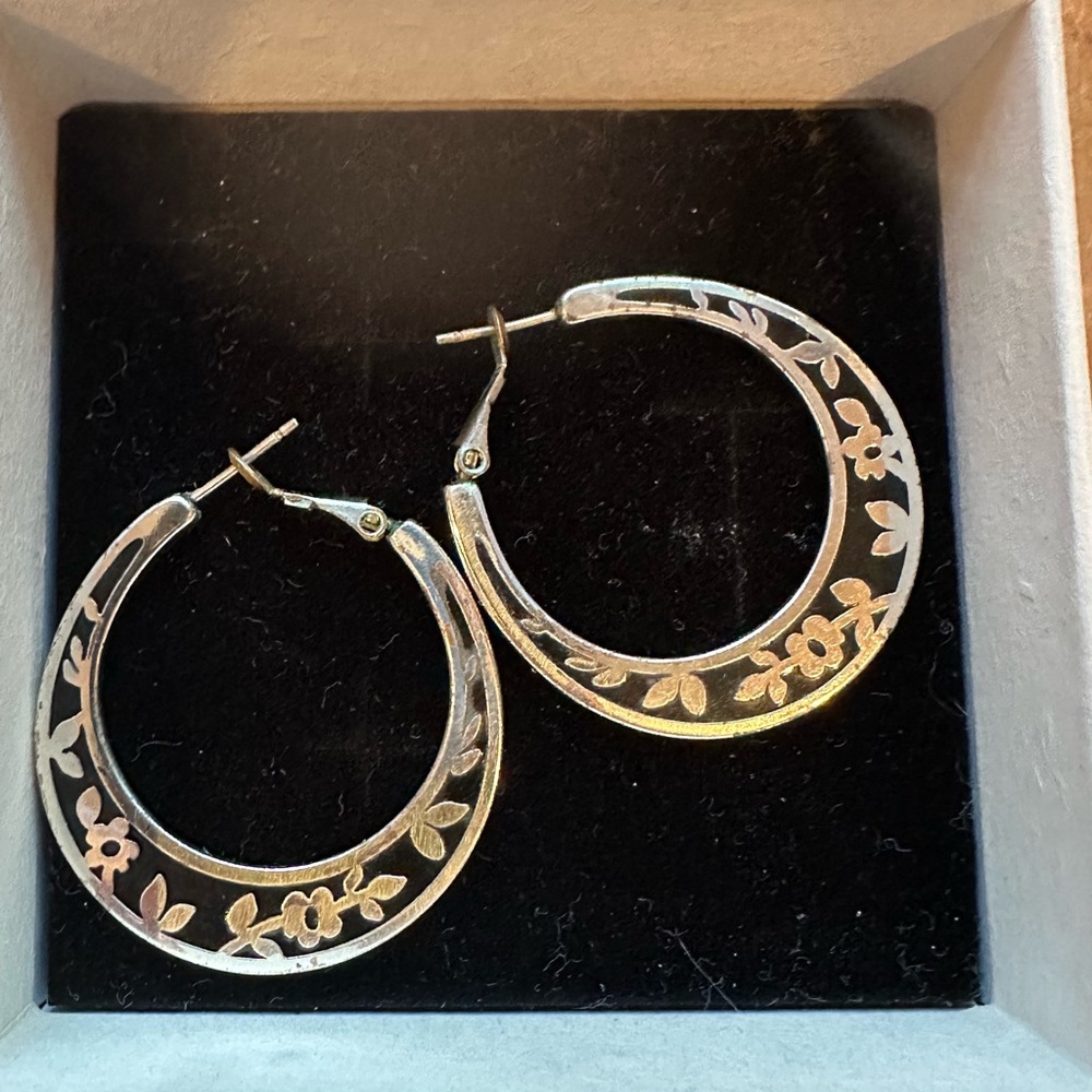 Elegant Silver Floral Hoop Earrings